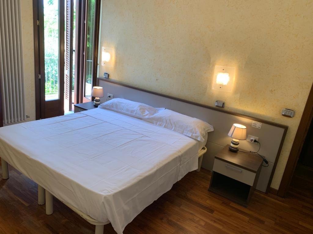 Appartement Sosta Paradisa à Pise Extérieur photo